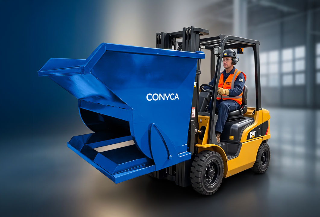 Contenedor autovolcable CONYCA volcando su carga con autoelevador